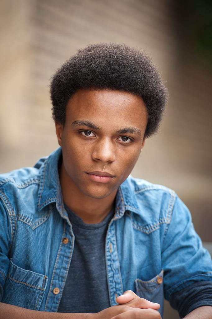 headshot for actors